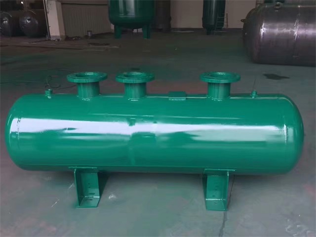 玛纳斯玛纳斯玛纳斯蒸汽分气缸
